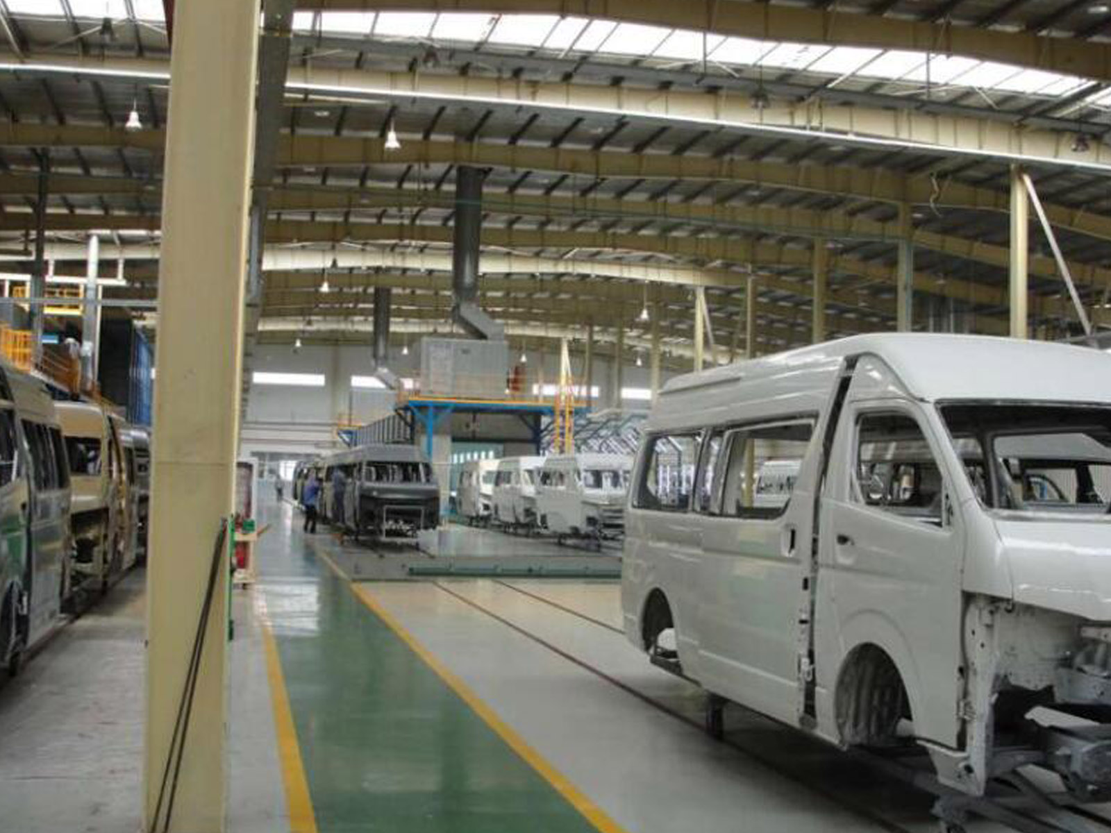 汽车配件涂装草莓视频下载黄色污